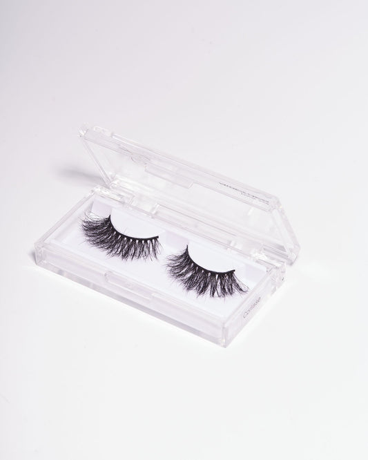 Best Eyelash Curler | Eyelash Curler | Crowned Belles