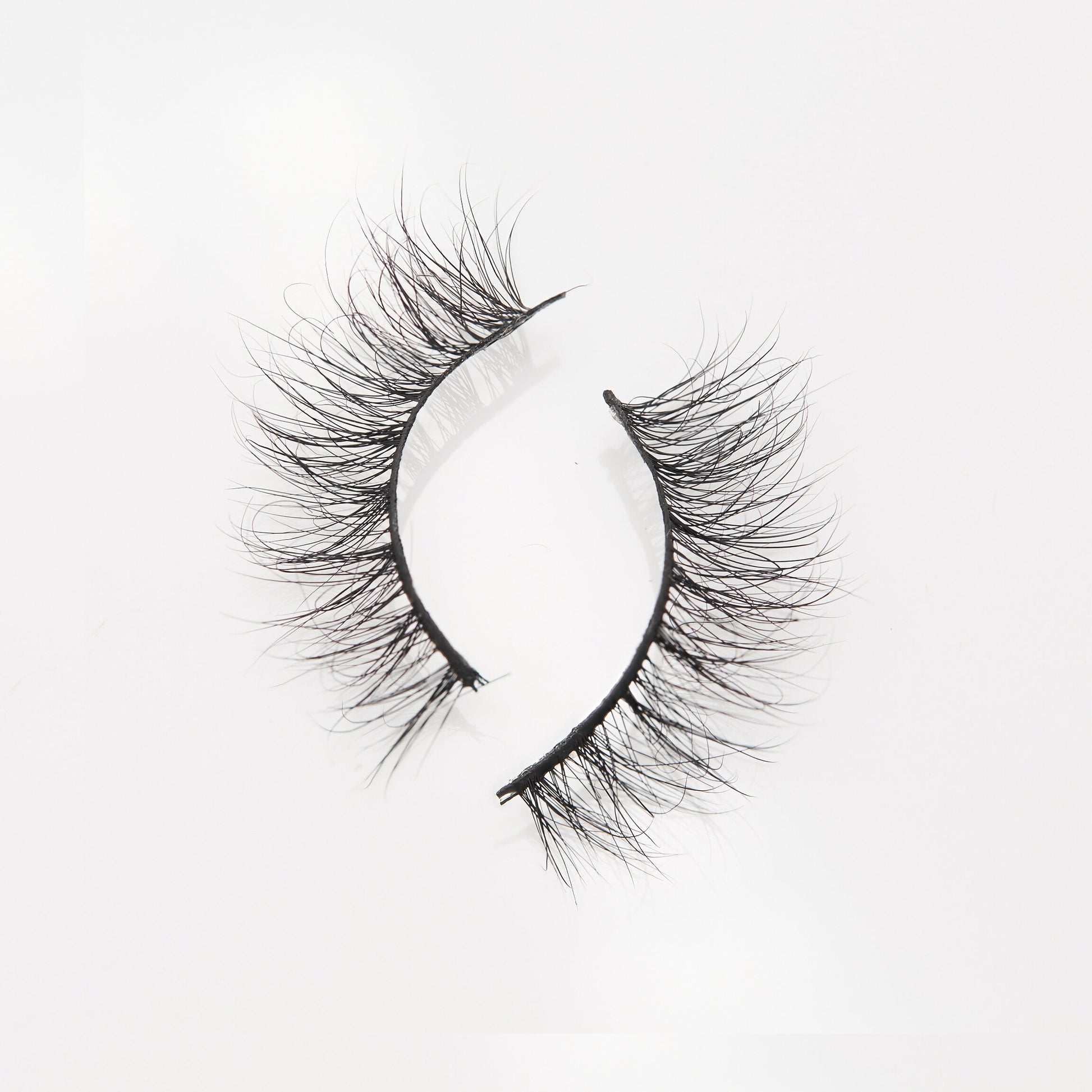 Eye Amour Lashes | Amour Lashes | Crowned Belles