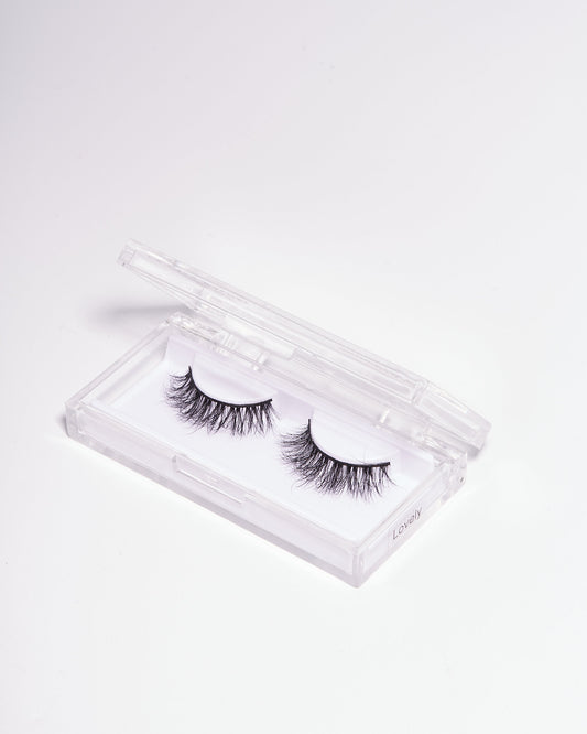 False Eyelashes Near Me | LOVELY Lashes | Crowned Belles