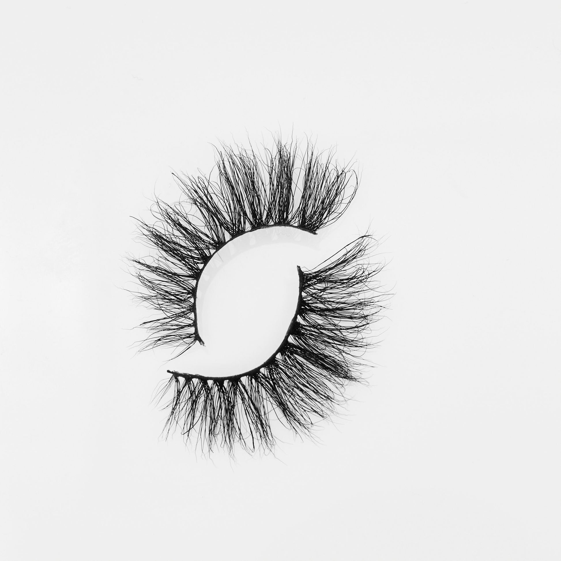 Best Eyelash Curler | Eyelash Curler | Crowned Belles