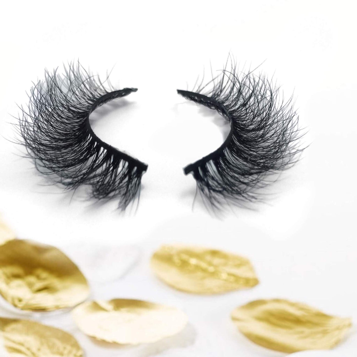 False Eyelashes Near Me | LOVELY Lashes | Crowned Belles